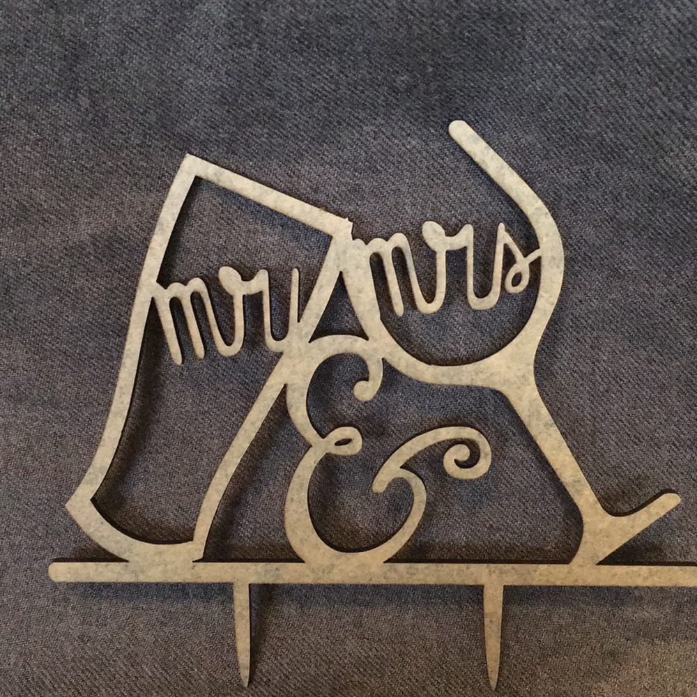 👰🏼Mr. and Mrs. Cake topper